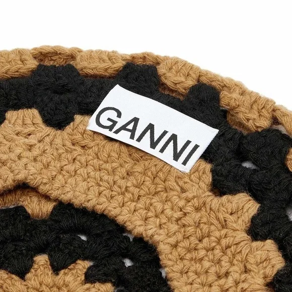 Ganni Lambswool Crochet Beret - Picture 6 of 7
